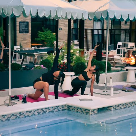 golf cart karaoke is the new carpool karaoke 🎤