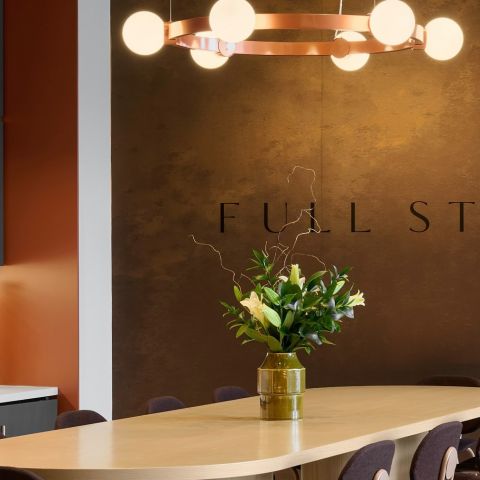 don’t let your friends live somewhere else. refer them to EVER and earn $500 PER FRIEND 💸

next 20 spots only. link in bio for details.