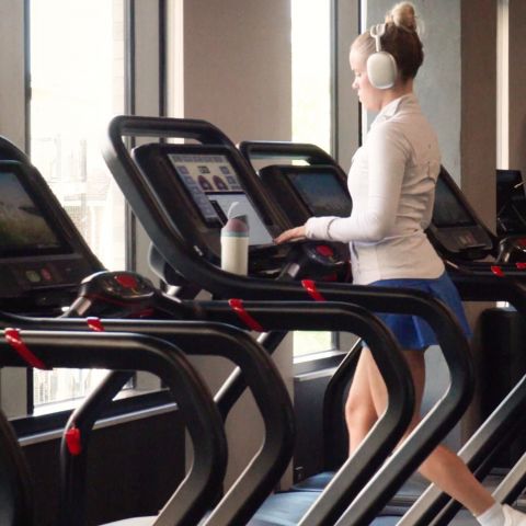 At EVER it’s not just a gym — it’s a lifestyle 🧘‍♀️🌳.