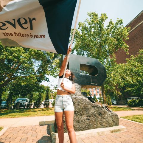 Imagine saying ‘this is my place’ and actually meaning it. Less than 8 spots left—call or visit our website to lock in 🔑 

#lifeatpurdue #thefutureisyours #everwestlafayette